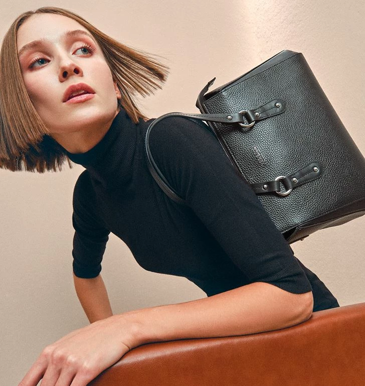 Valentino sale store -Valentino sale store 1 2